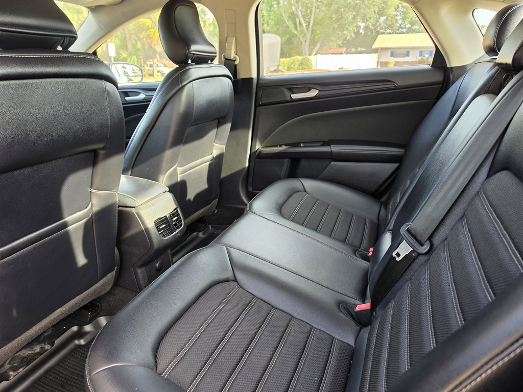 2018 Ford Fusion - $8,850