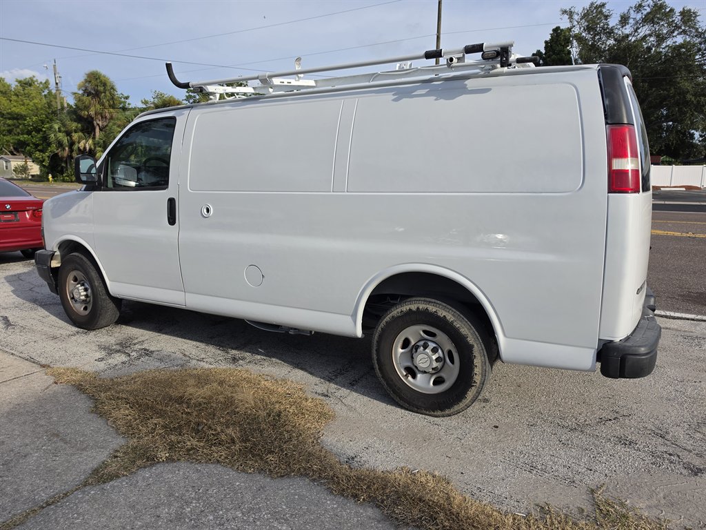 2018 Chevrolet Express - $13,450