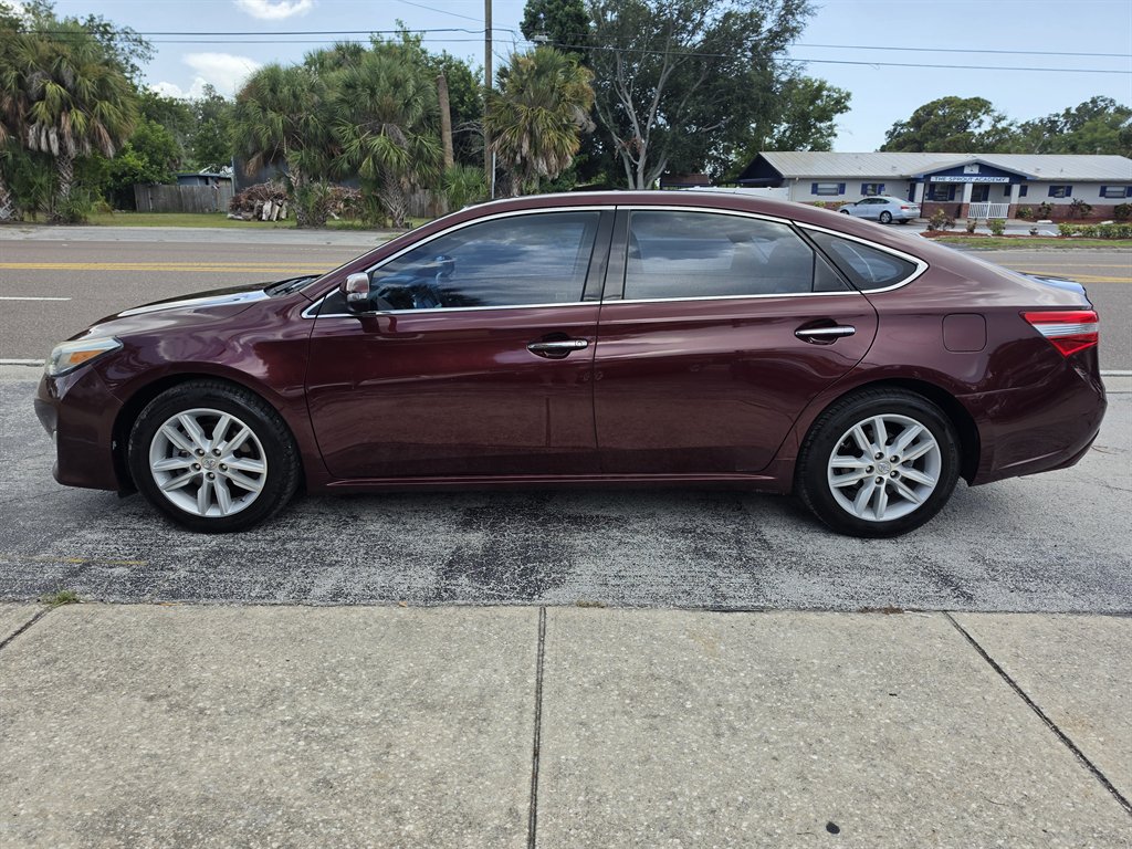 2013 Toyota Avalon - $13,950