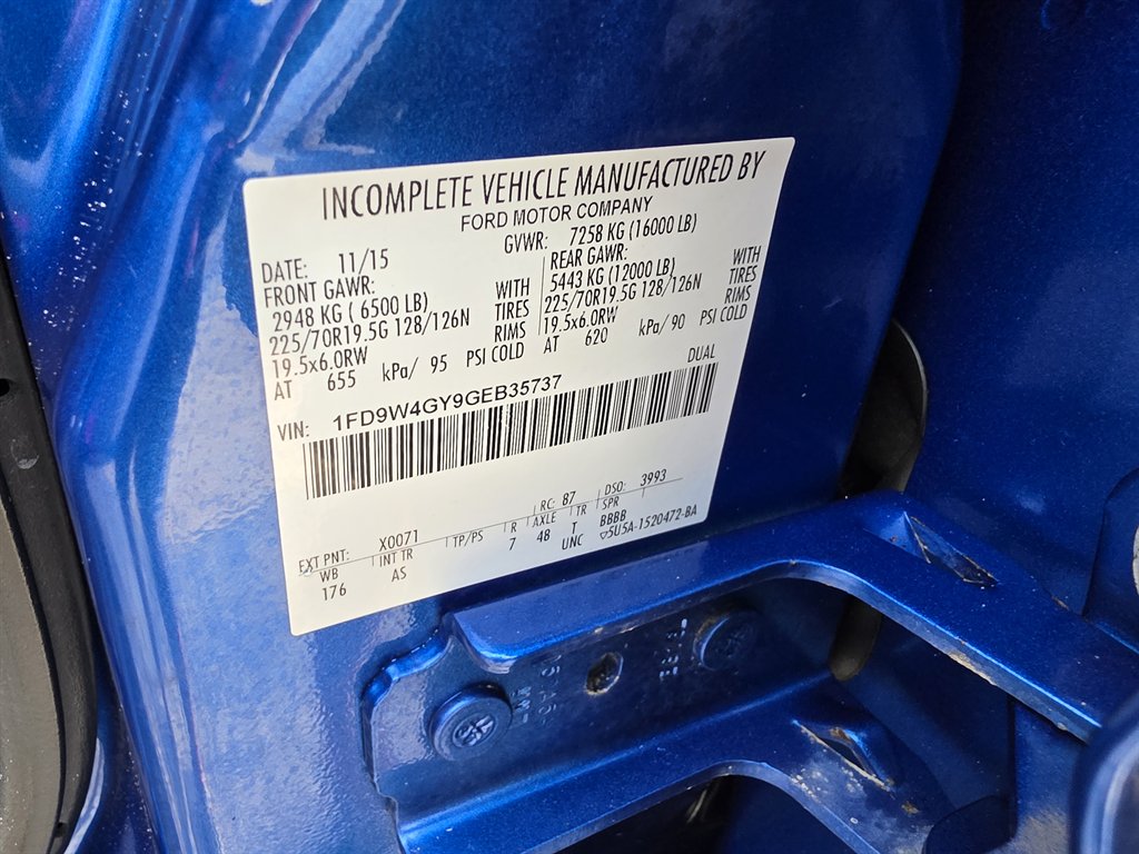 2016 Ford F450 - $24,650