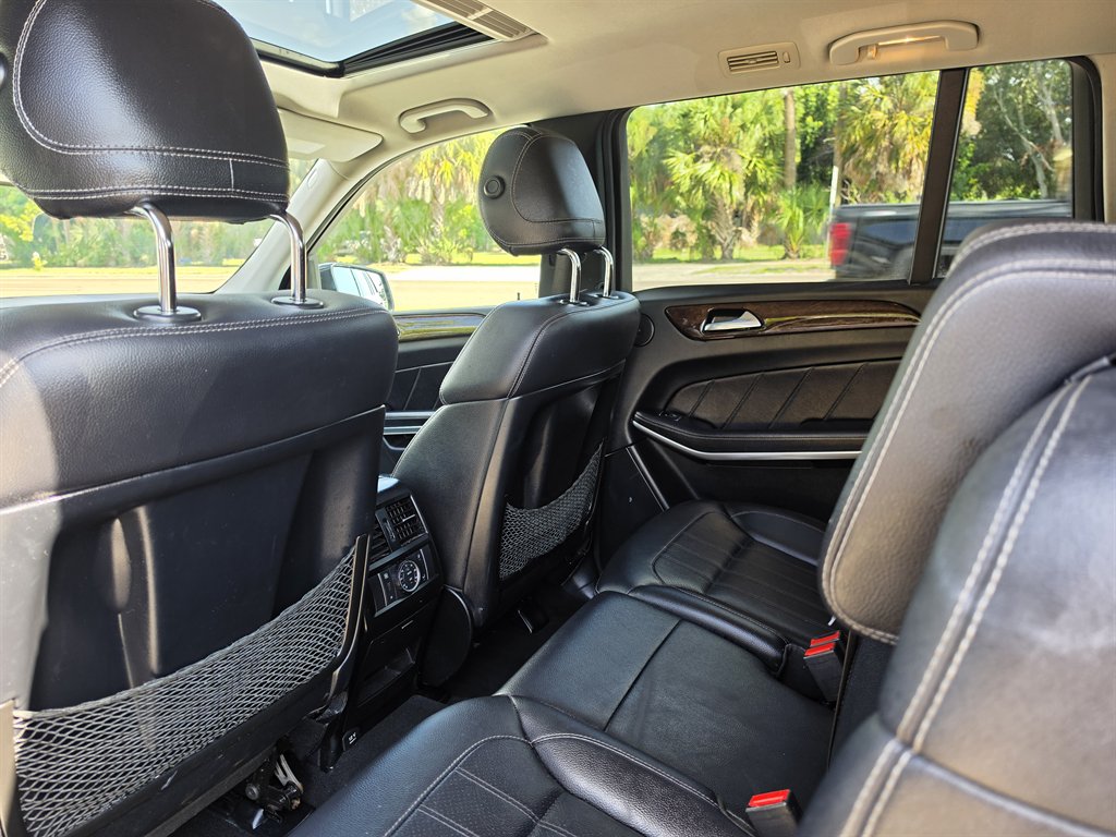 2013 Mercedes-Benz GL-Class - $10,995
