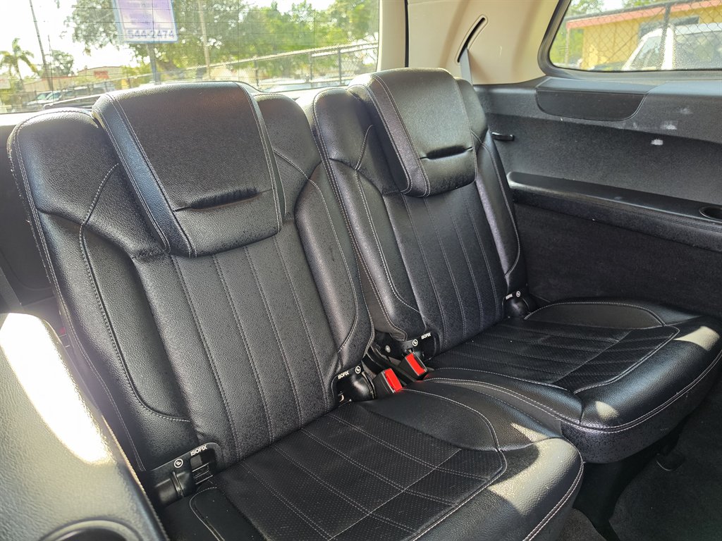 2013 Mercedes-Benz GL-Class - $10,995