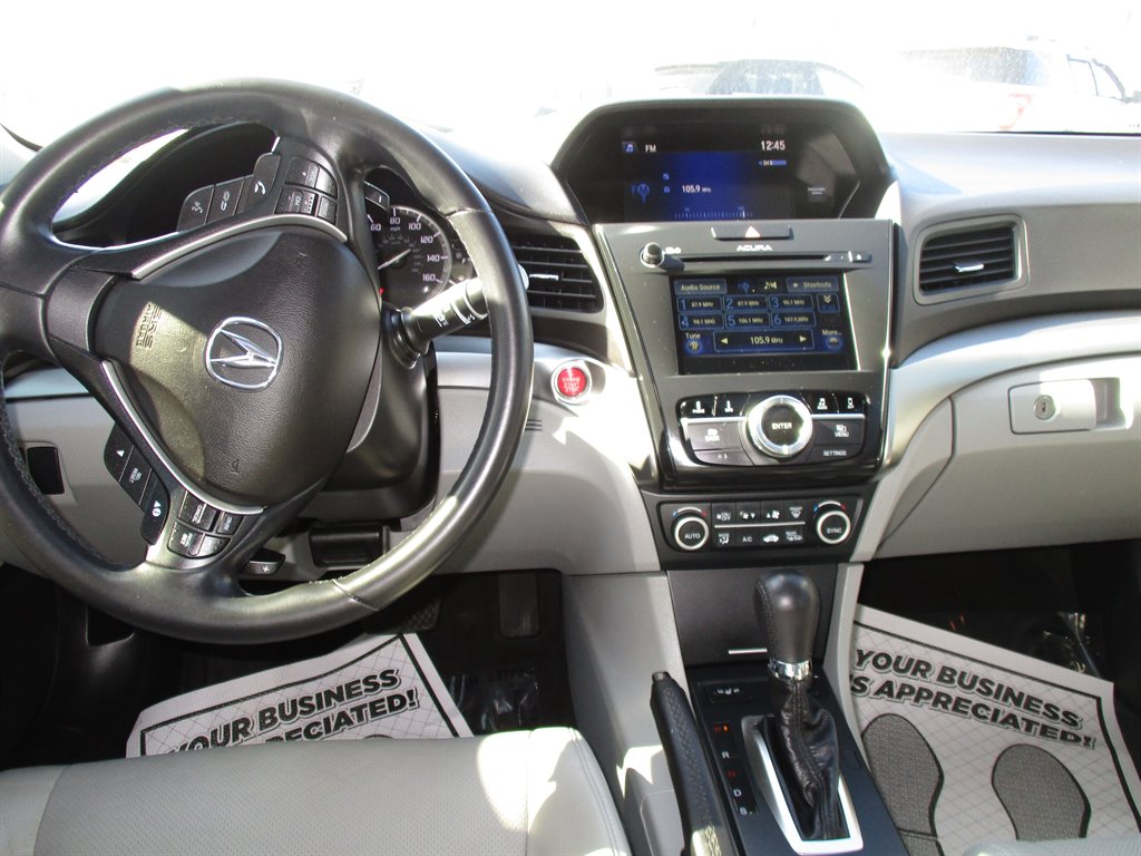 2017 Acura ILX