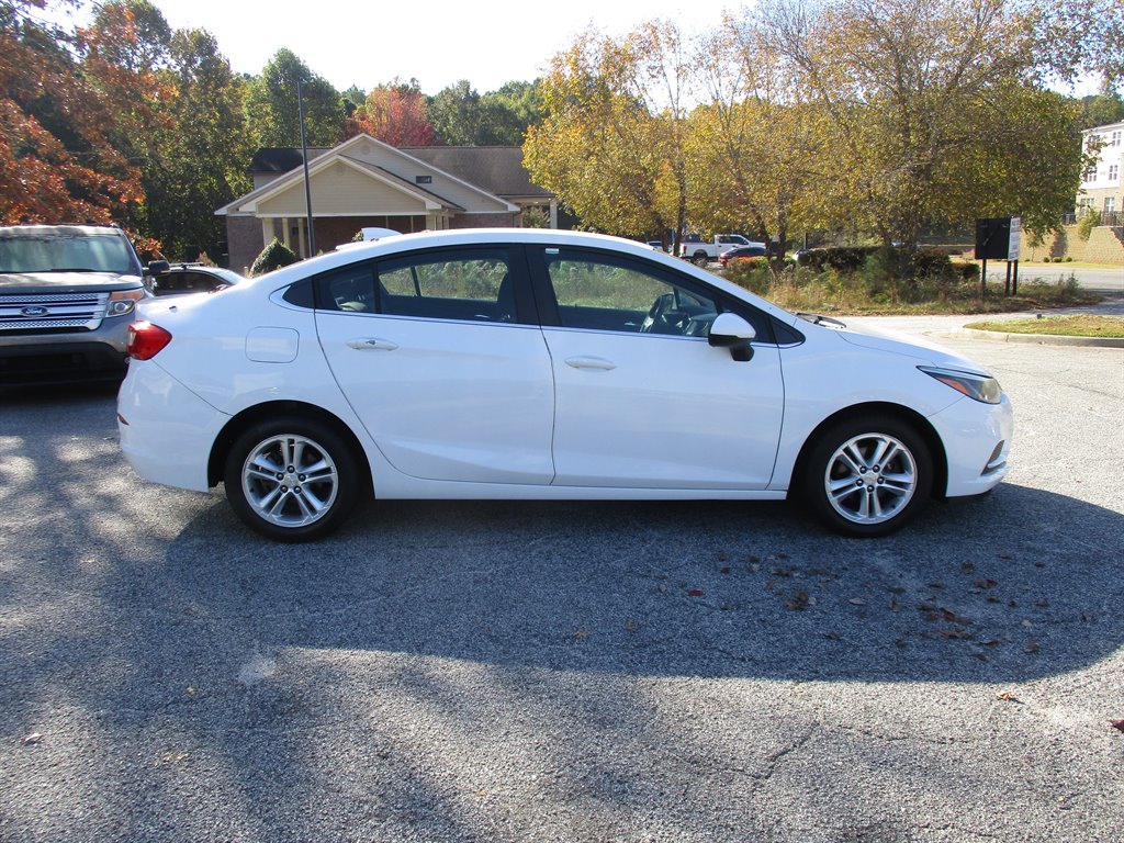 2017 Chevrolet Cruze