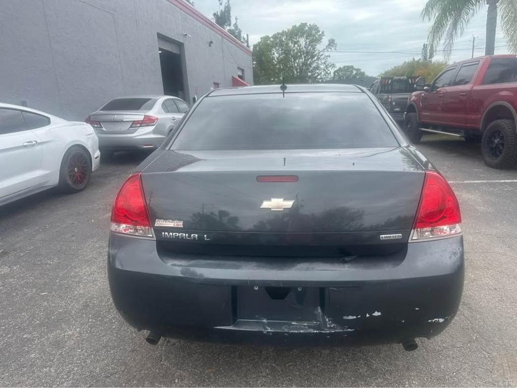 2016 Chevrolet Impala Limited LT photo