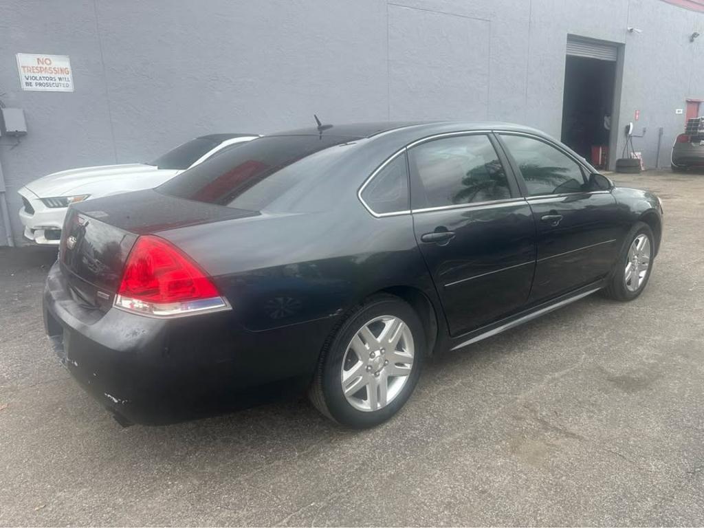 2016 Chevrolet Impala Limited LT photo
