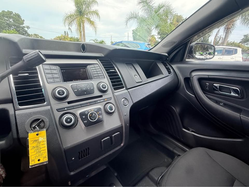 2015 Ford Taurus