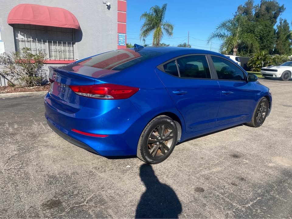 2018 Hyundai Elantra