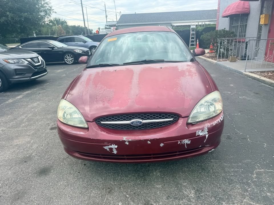 2003 Ford Taurus
