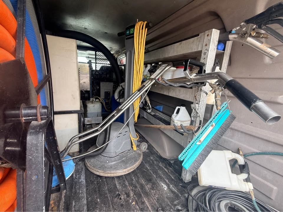 2001 Ford E-250