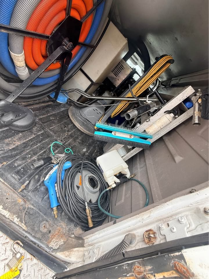 2001 Ford E-250