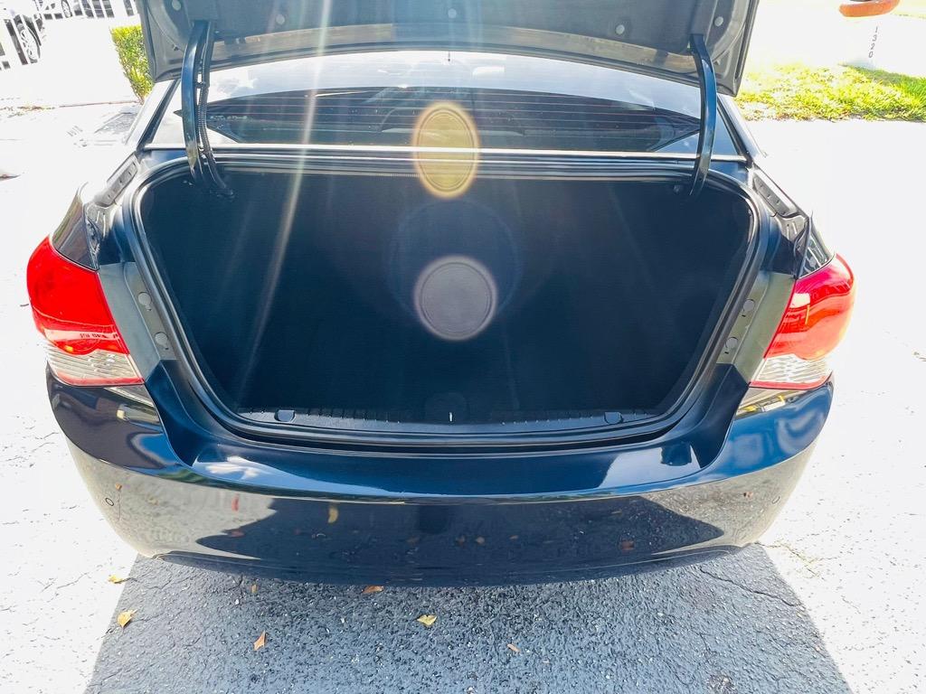 2015 Chevrolet Cruze - $7,500