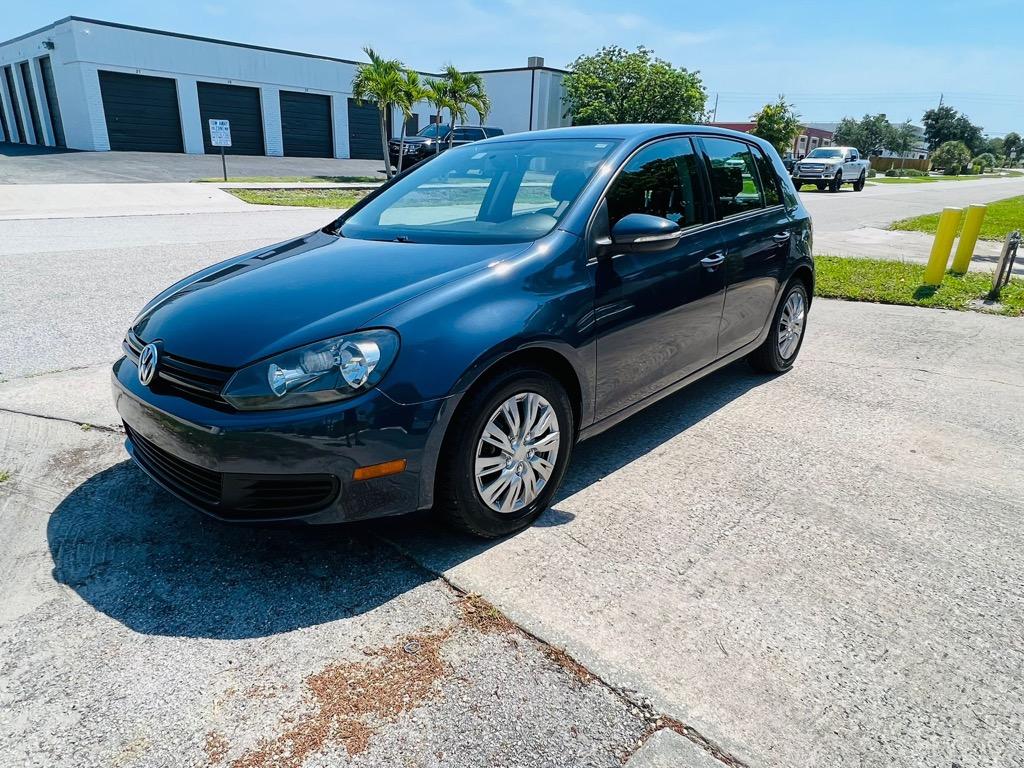 2013 Volkswagen Golf - $5,950