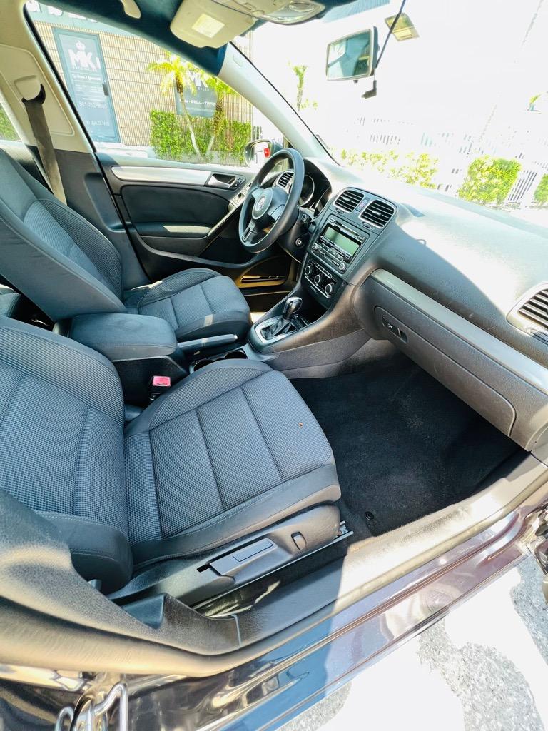 2013 Volkswagen Golf - $5,950