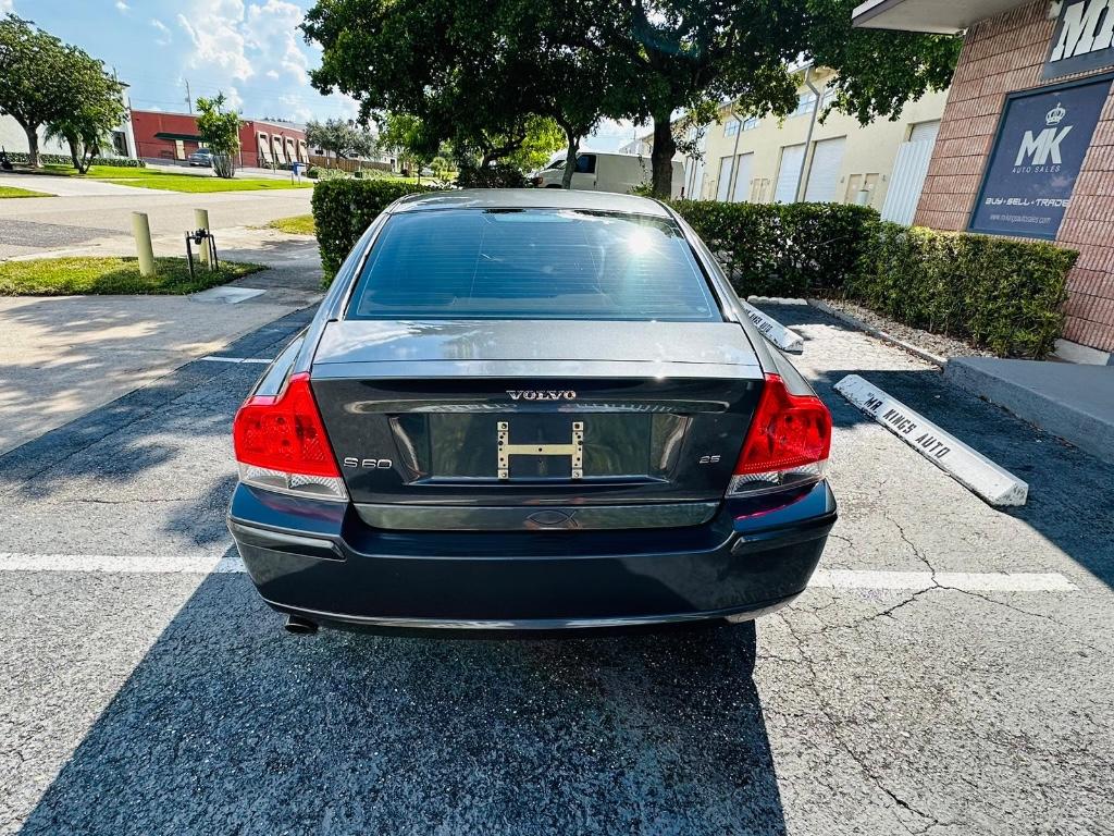 2006 Volvo S60 - $4,900