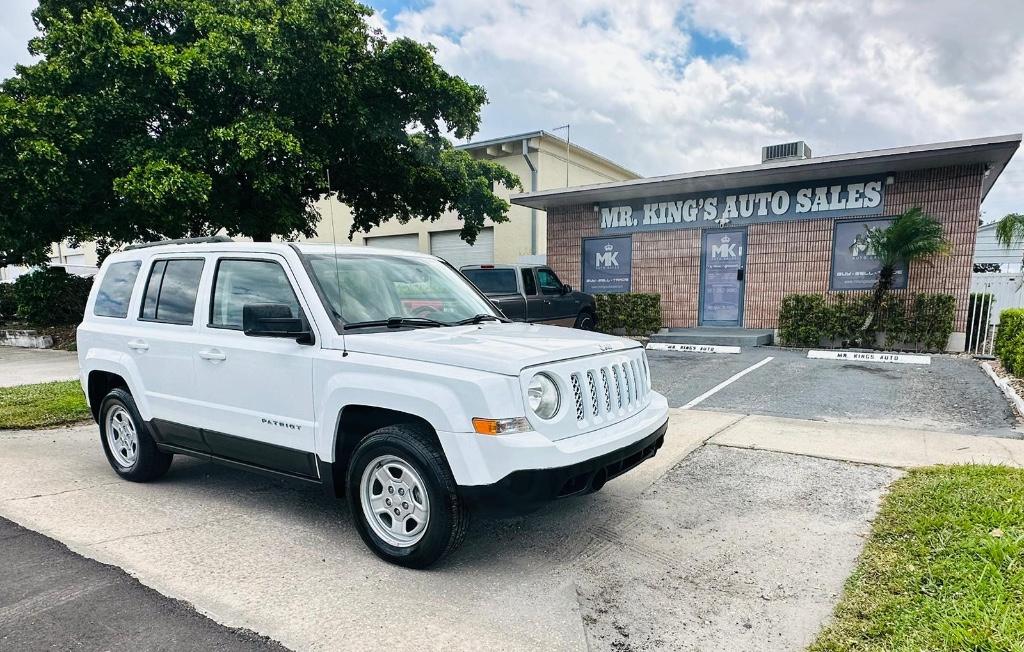 2016 Jeep Patriot - $8,800