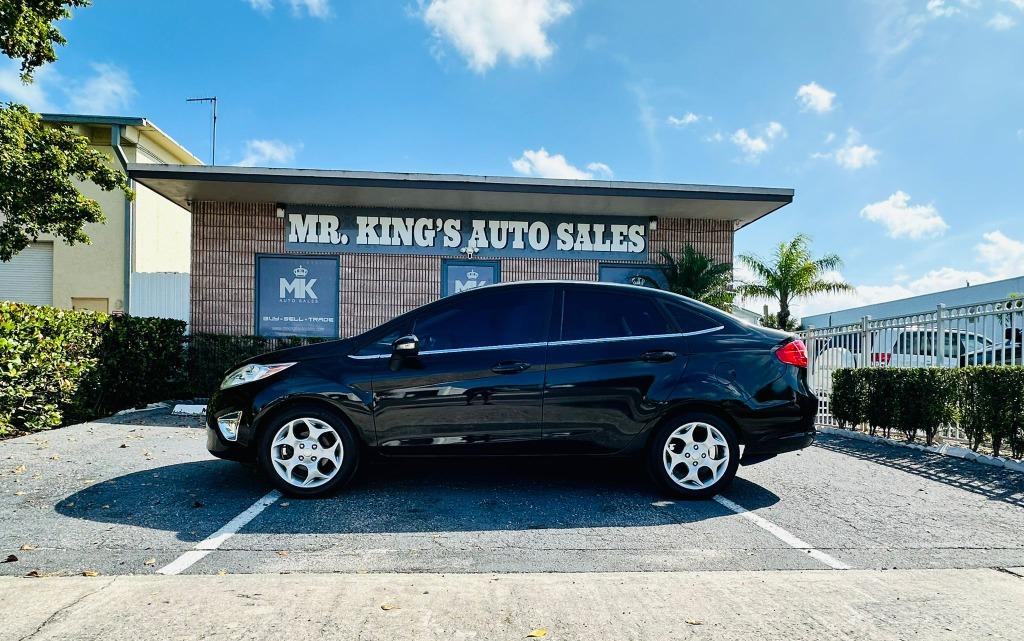 2011 Ford Fiesta - $4,800