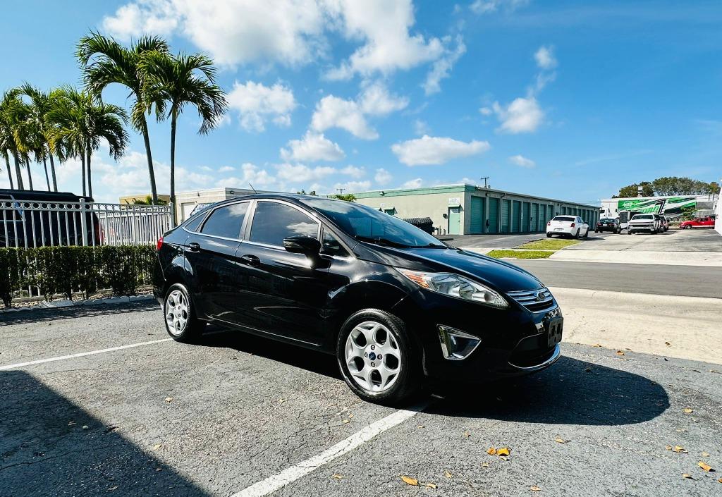 2011 Ford Fiesta - $4,800