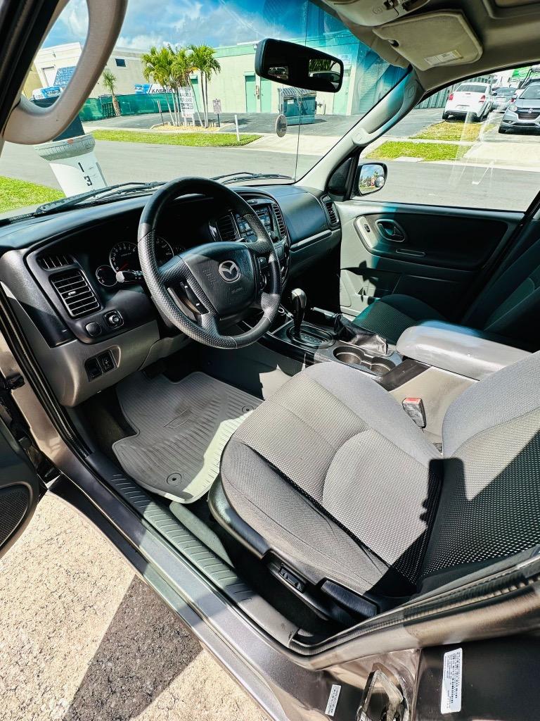 2006 MAZDA Tribute - $4,500