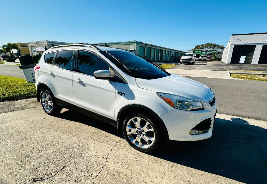 2013 Ford Escape - $6,500