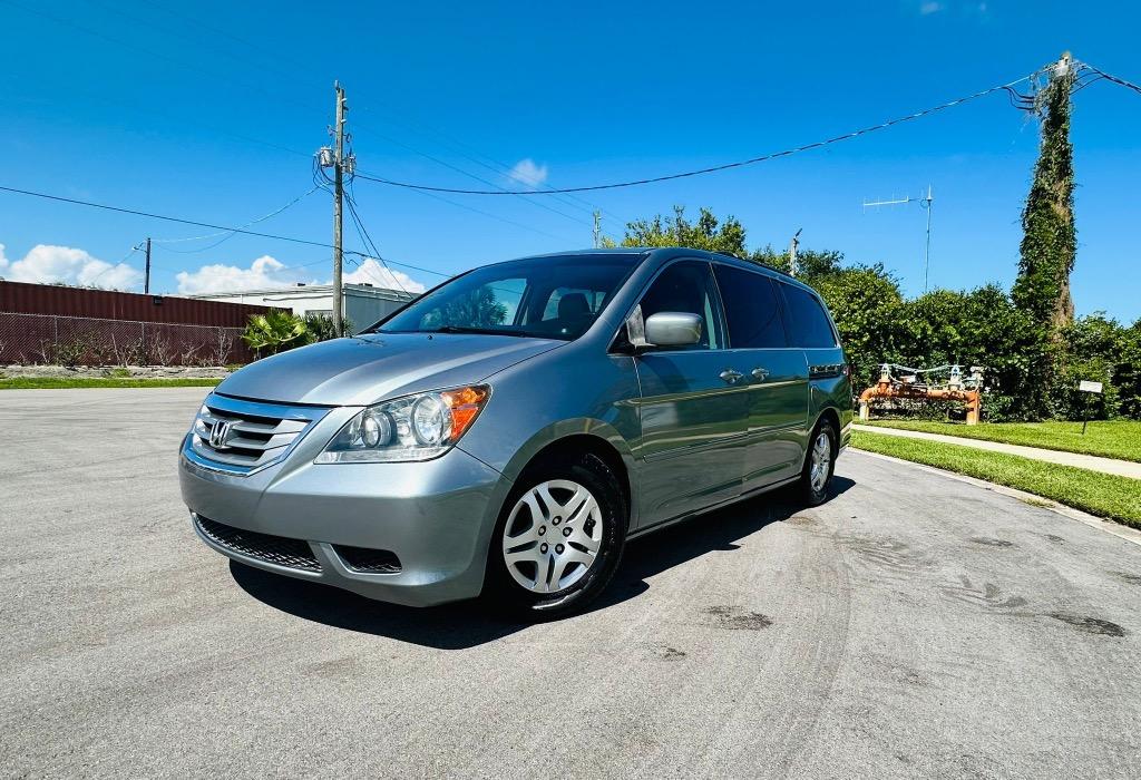 2009 Honda Odyssey - $5,900