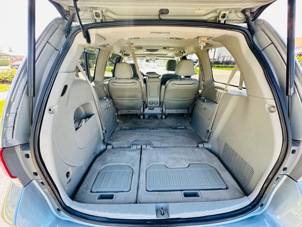 2009 Honda Odyssey - $5,900