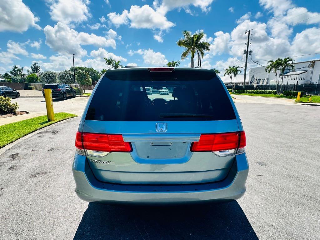 2009 Honda Odyssey - $5,900