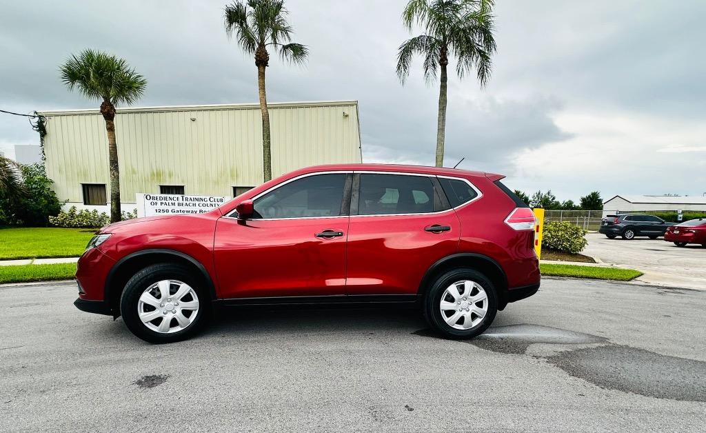 2016 Nissan Rogue - $9,900
