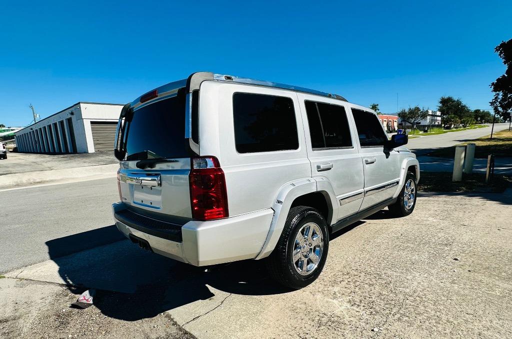 2007 Jeep Commander - $5,900