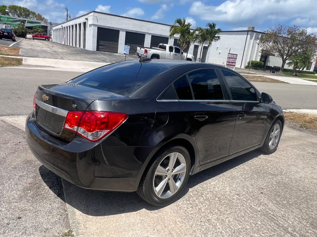 2015 Chevrolet Cruze - $7,500