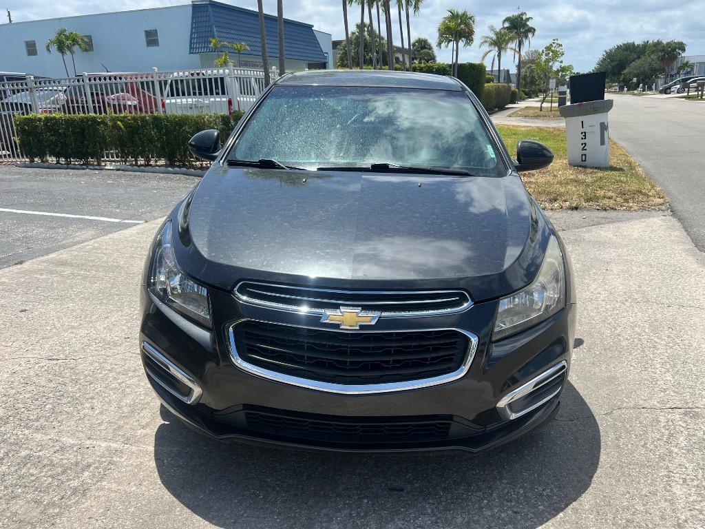 2015 Chevrolet Cruze - $7,500
