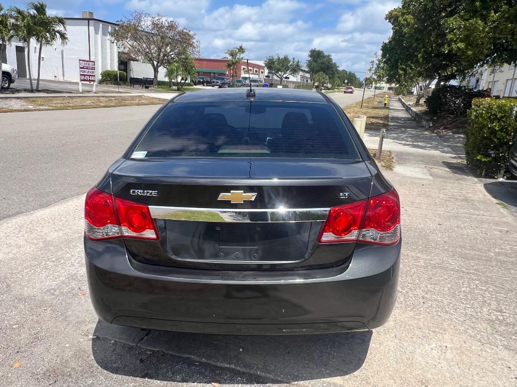 2015 Chevrolet Cruze - $7,500
