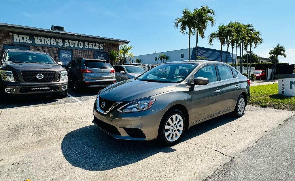 2016 Nissan Sentra - $8,900