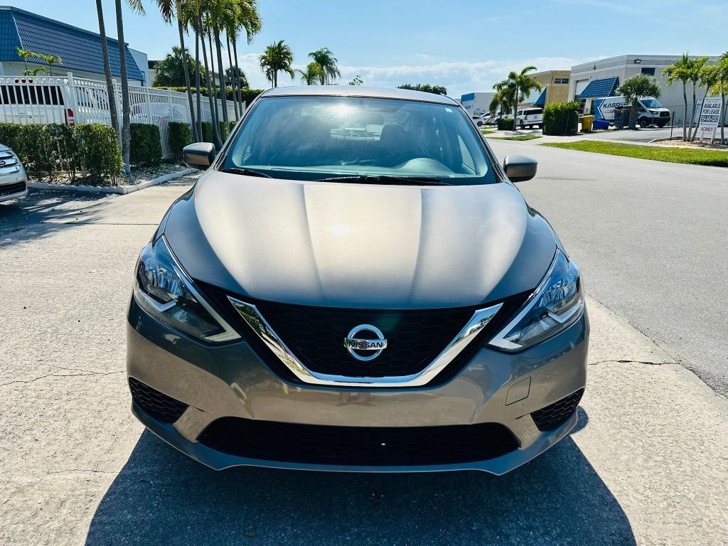2016 Nissan Sentra - $8,900
