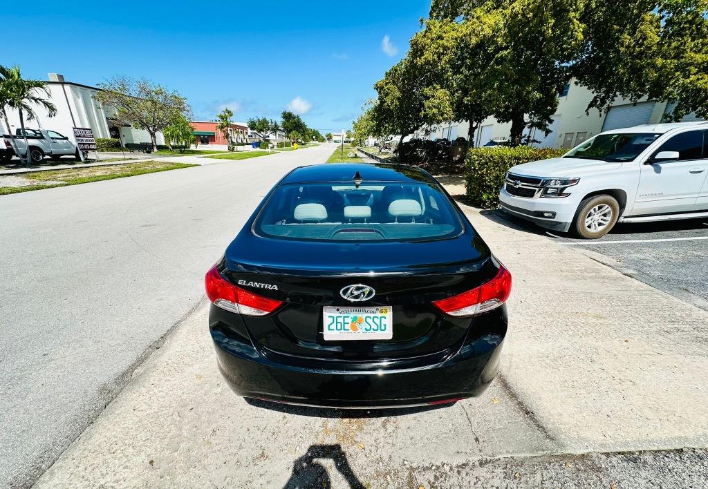 2013 Hyundai Elantra - $6,500