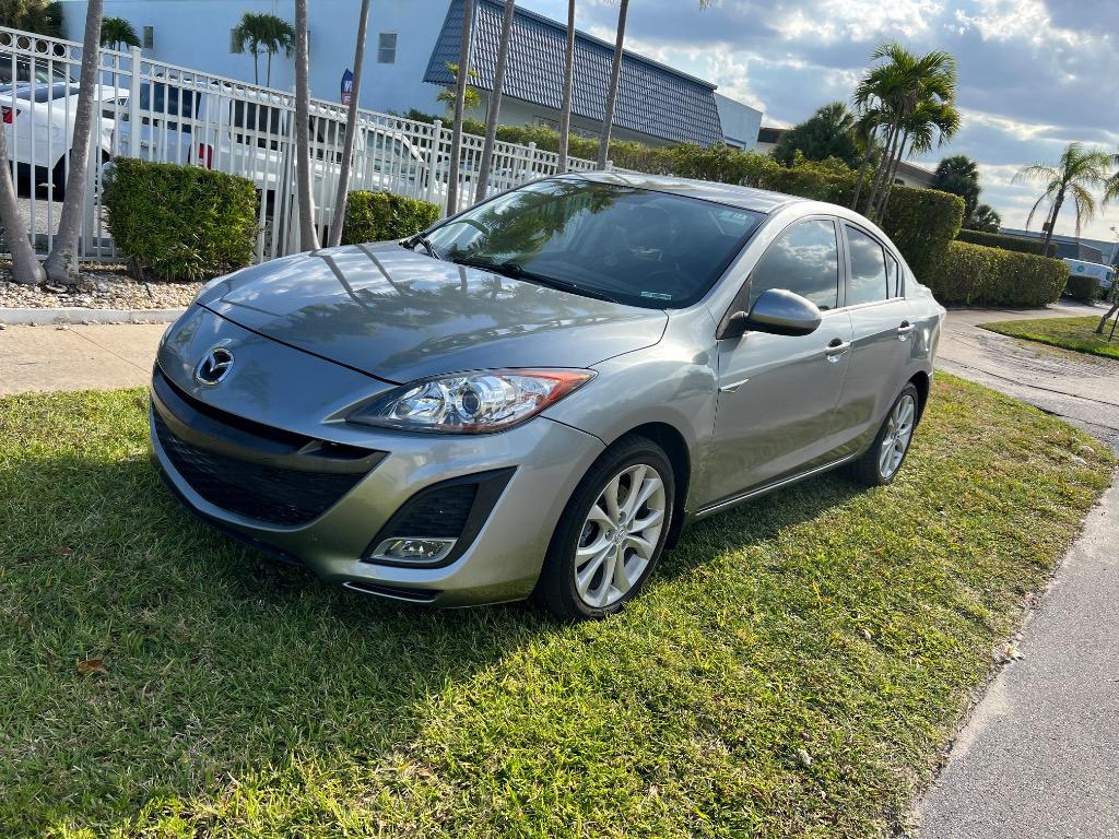 2011 MAZDA MAZDA3 - $5,900