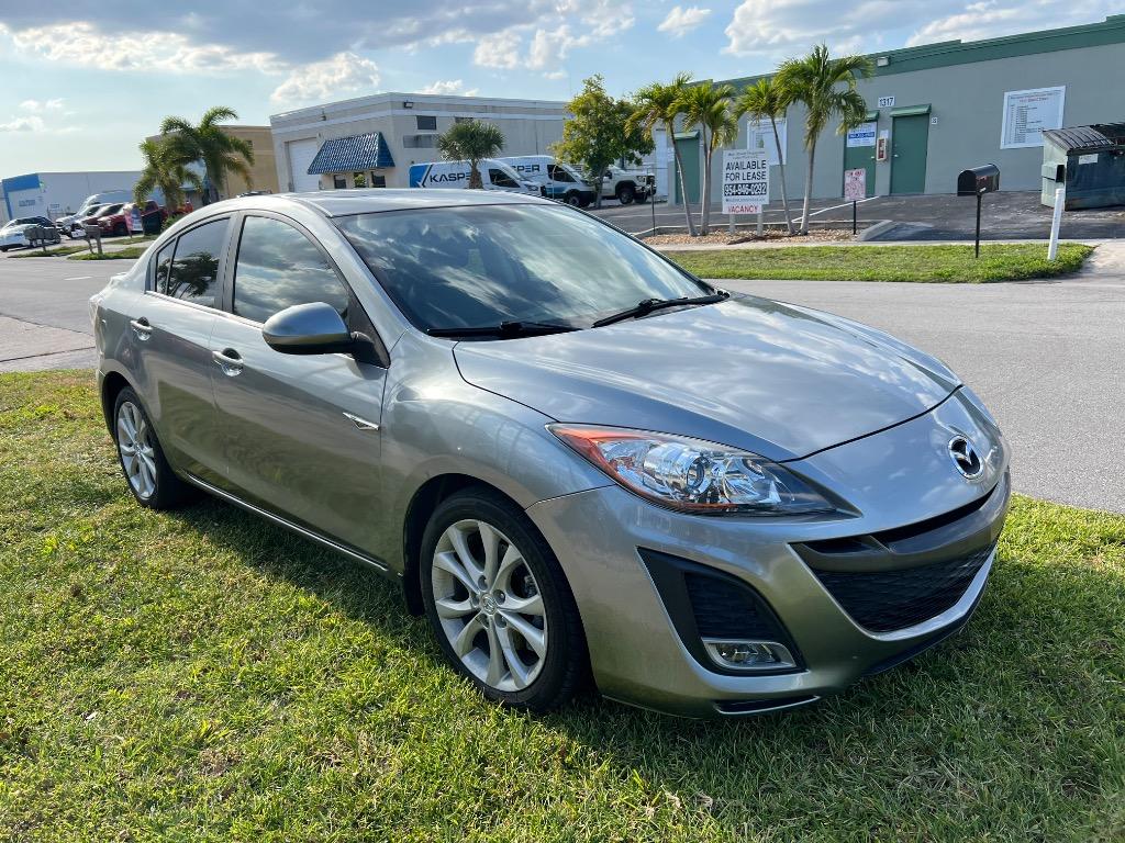 2011 MAZDA MAZDA3 - $5,900