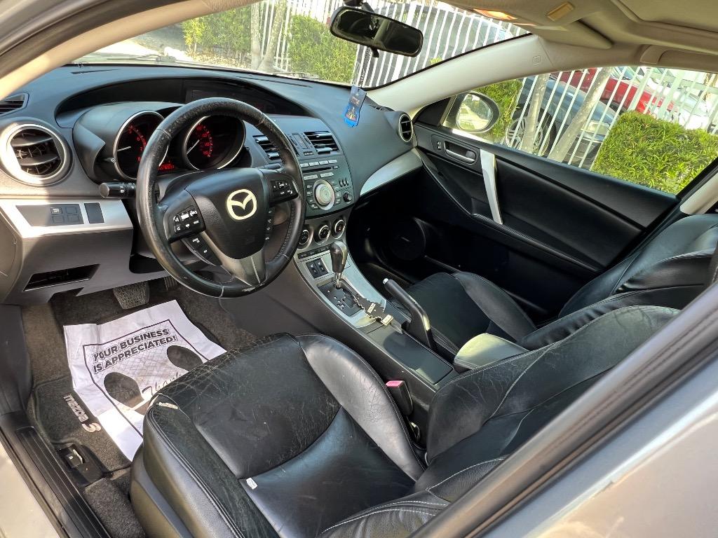 2011 MAZDA MAZDA3 - $5,900