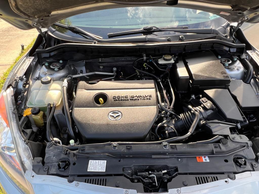 2011 MAZDA MAZDA3 - $5,900
