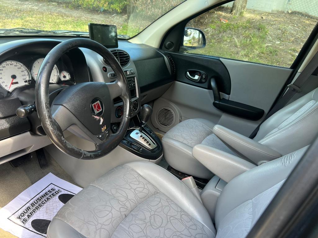 2005 Saturn VUE - $5,900