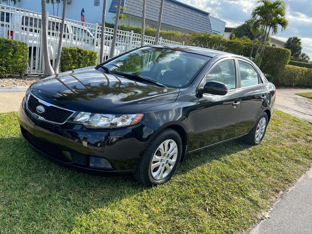2013 Kia Forte - $5,900