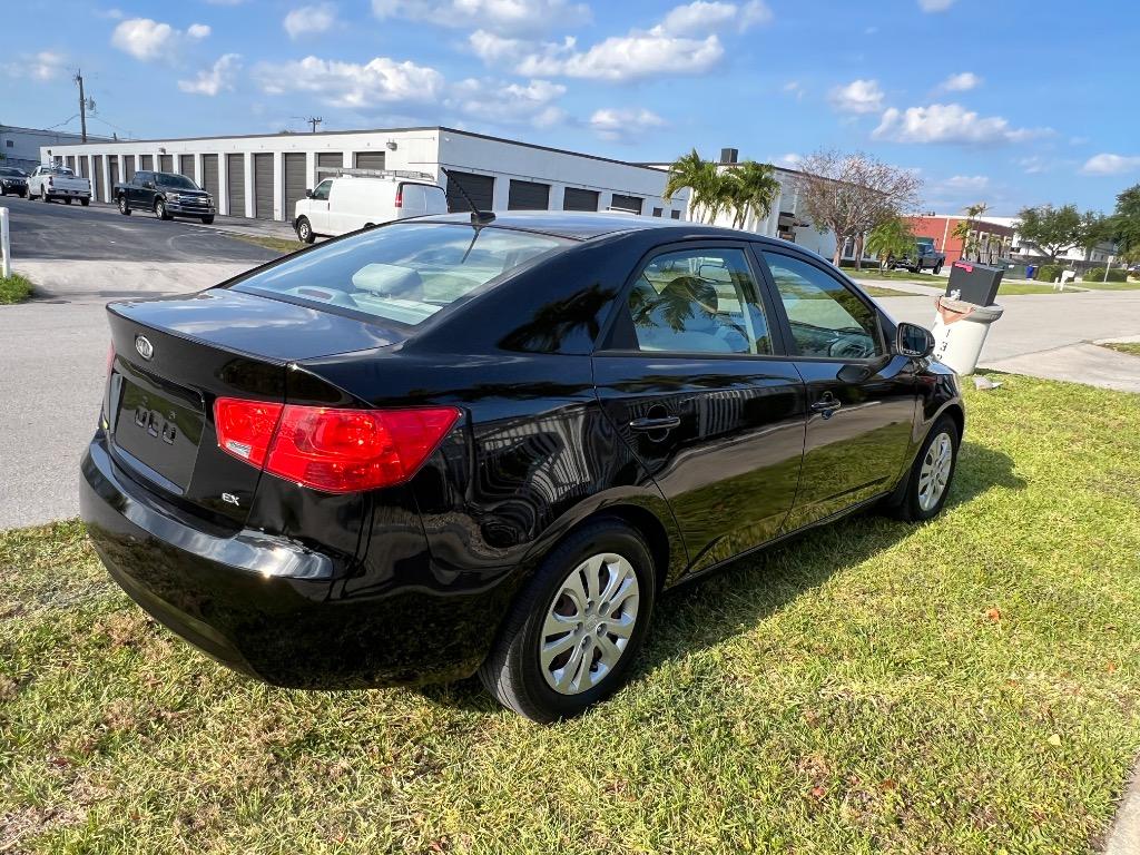 2013 Kia Forte - $5,900
