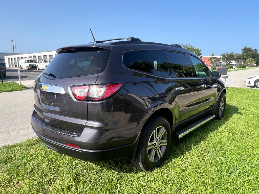 2017 Chevrolet Traverse - $9,950