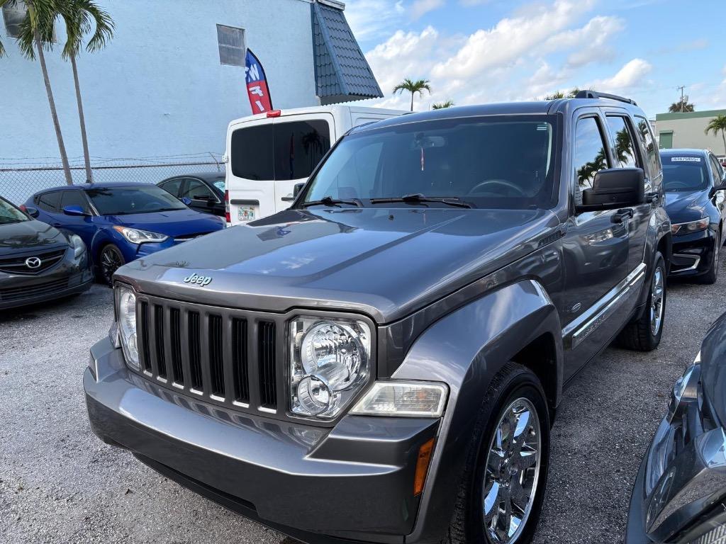 2012 Jeep Liberty - $6,900