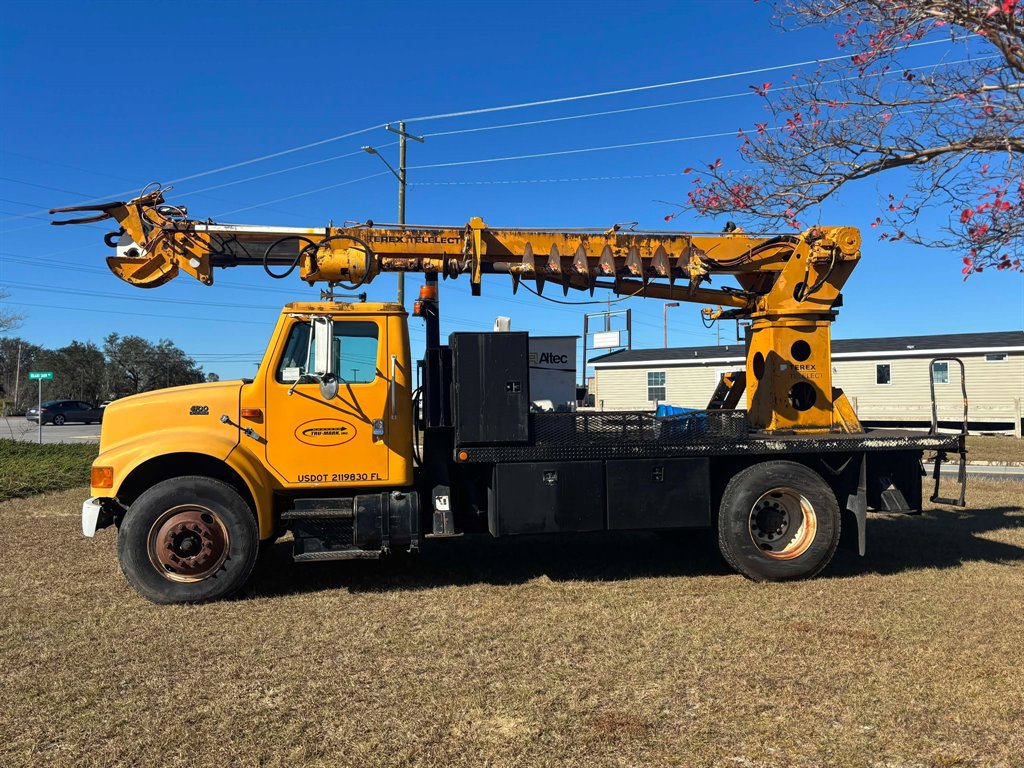 2000 International 4700