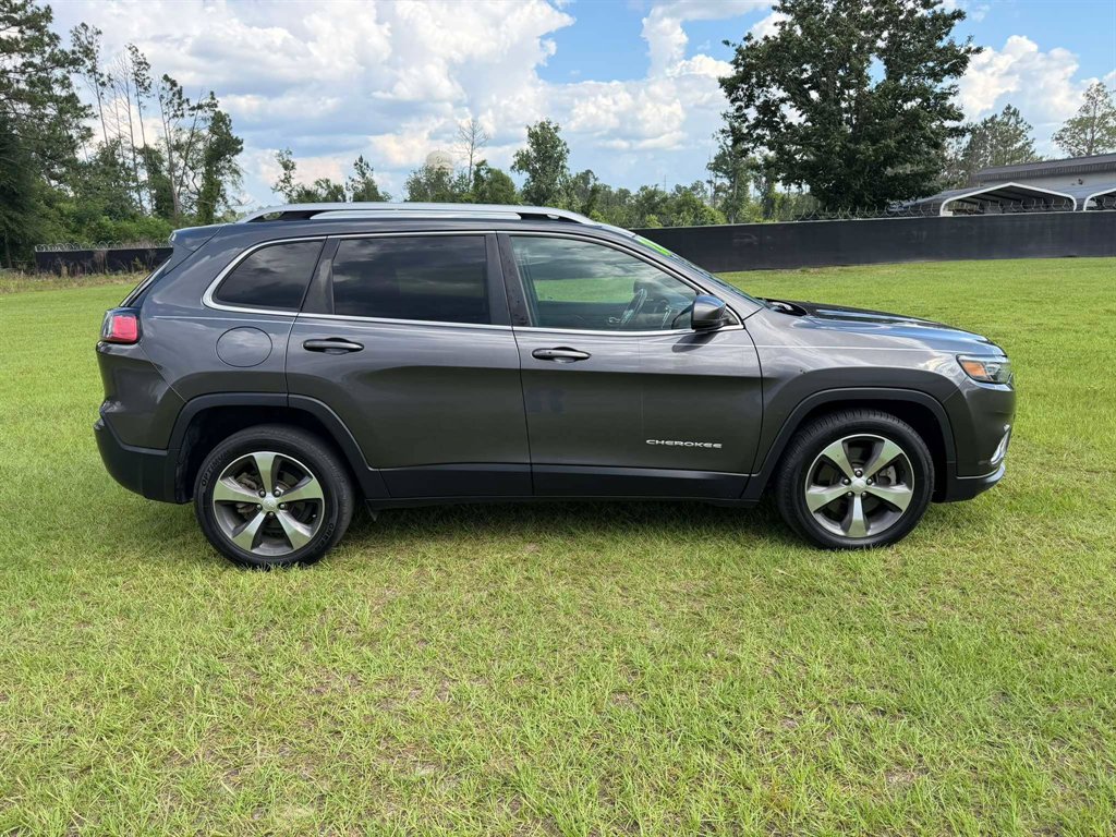 2020 Jeep Cherokee