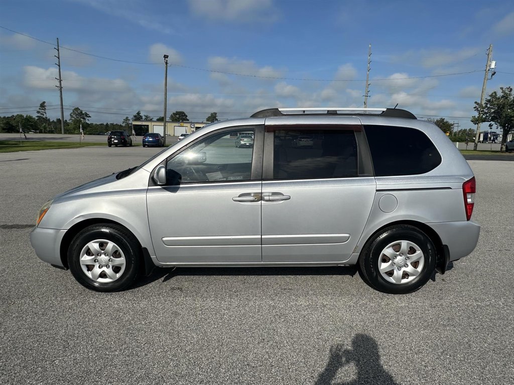 2008 Kia Sedona Base