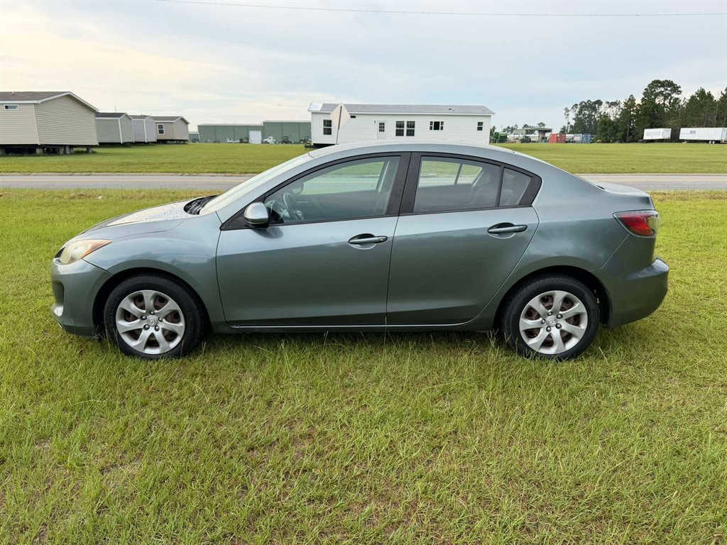 2013 MAZDA MAZDA3