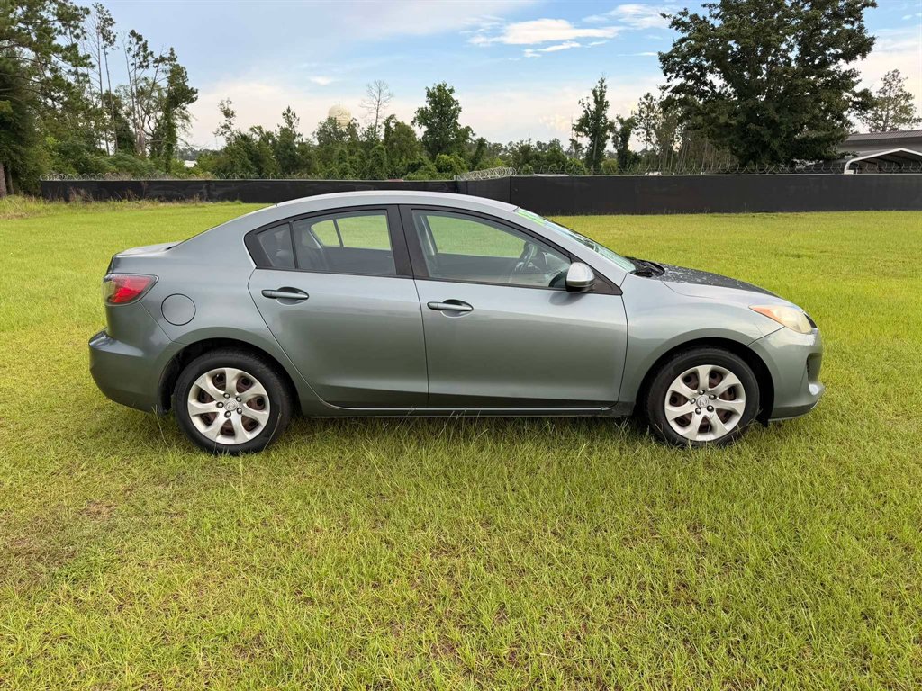 2013 MAZDA MAZDA3