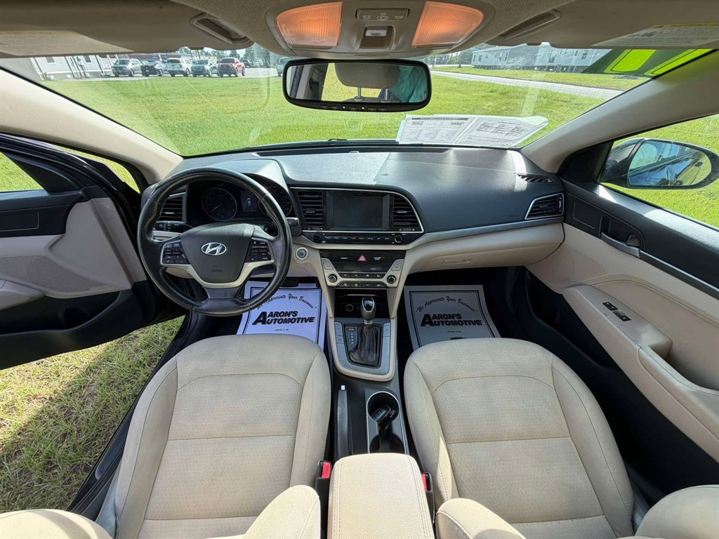 2017 Hyundai Elantra